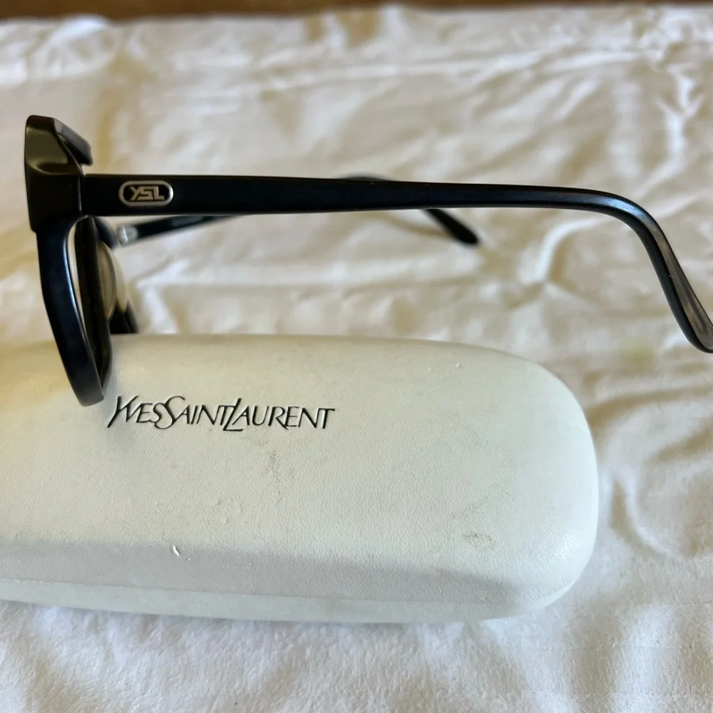 Vintage YVES SAINT LAURENT 549 Oversized Sunglasses Frame Made in France - Picture 2 of 16